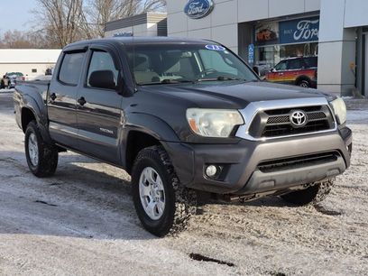 Used 2013 Toyota Tacoma 4x4 Double Cab w/ SR5 Pkg
