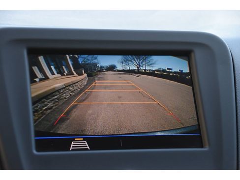 Used 2020 Chevrolet Equinox LT w/ Driver Convenience Package image 21