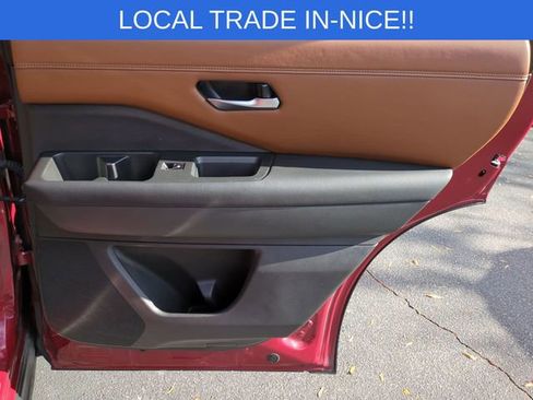 Used 2023 Nissan Pathfinder Platinum image 37