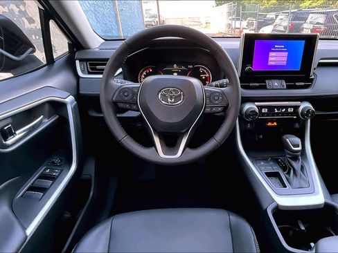 Used 2025 Toyota RAV4 XLE Premium FWD image 6