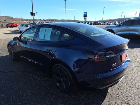 Used 2023 Tesla Model 3 Standard Range image 6