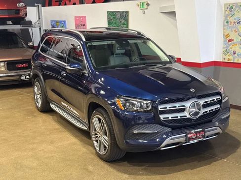 Used 2021 Mercedes-Benz GLS 450 4MATIC image 39