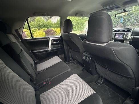 Used 2015 Toyota 4Runner SR5 image 13
