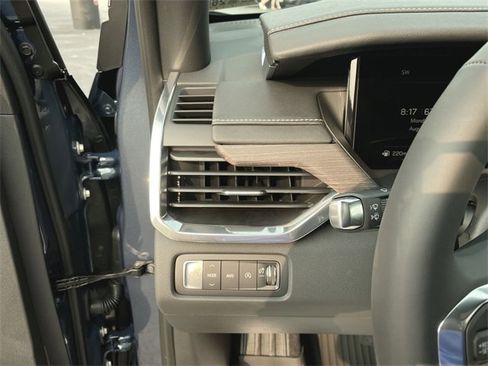 New 2026 GMC Acadia Denali w/ Super Cruise Package image 10