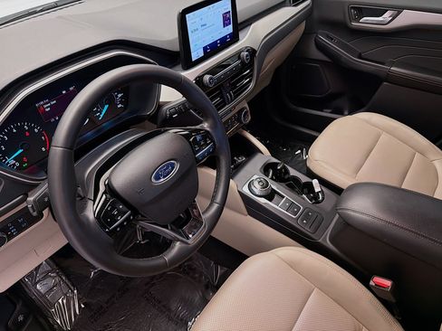Used 2022 Ford Escape SEL AWD/4WD image 7