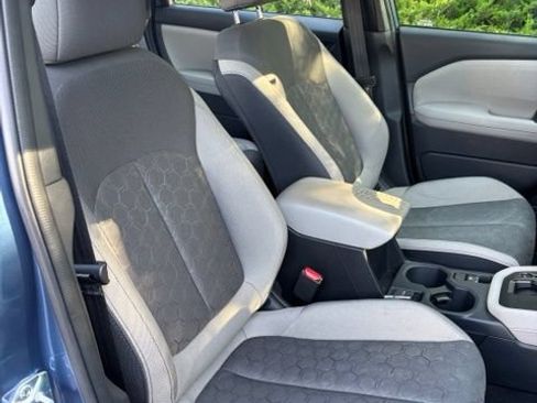 Used 2025 Subaru Forester AWD/4WD image 17