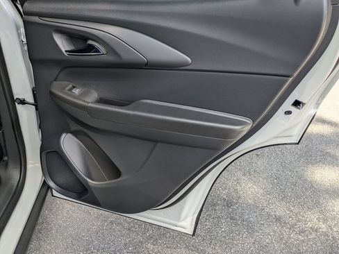 New 2026 Chevrolet TrailBlazer RS w/ Convenience Package FWD image 31