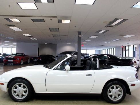 Used 1990 MAZDA MX-5 Miata image 19