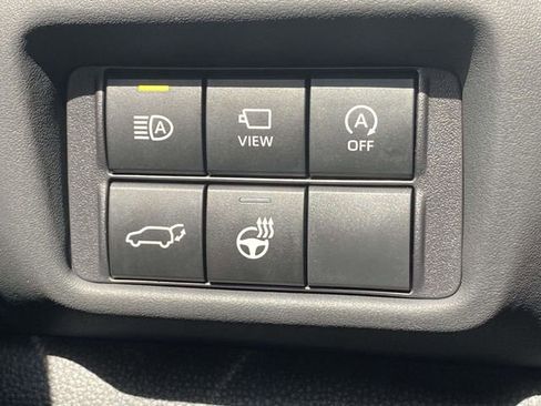 Used 2023 Toyota Highlander Platinum image 36