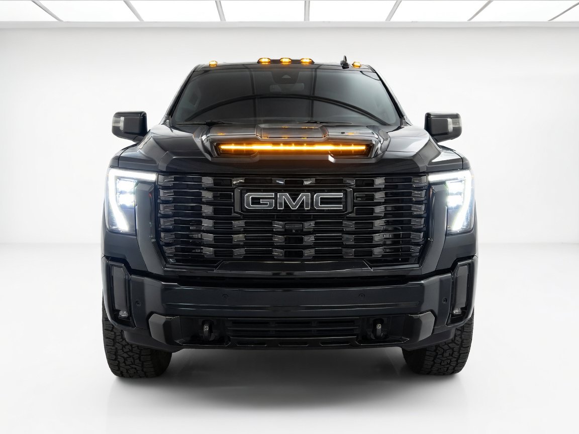 Used 2024 GMC Sierra 3500 Denali w/ Denali Reserve Package AWD/4WD image 2