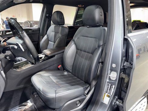 Used 2017 Mercedes-Benz GLS 450 4MATIC w/ Premium Package image 10