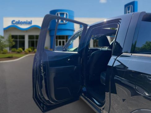 Used 2025 Honda Ridgeline Black Edition image 33