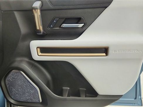 Used 2024 GMC Hummer EV 3X w/ Omega Edition image 23