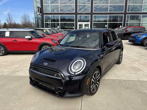 Used 2024 MINI Cooper S image 3