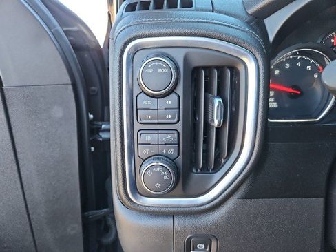 Used 2021 Chevrolet Silverado 1500 RST image 17