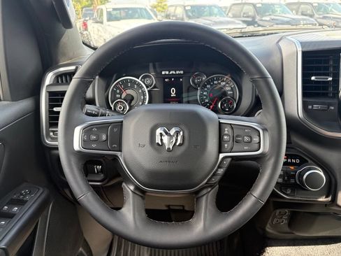 Used 2025 RAM 1500 Big Horn AWD/4WD image 17