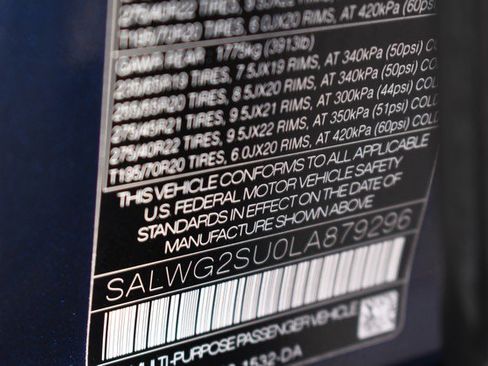 Used 2020 Land Rover Range Rover Sport SE image 34