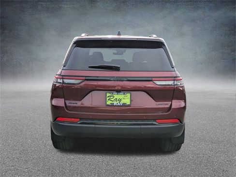 New 2025 Jeep Grand Cherokee Limited w/ Black Appearance Package image 5