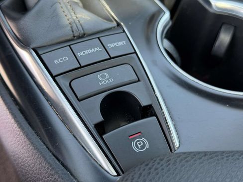 Used 2019 Toyota Camry XLE w/ Driver Assist Package FWD image 34