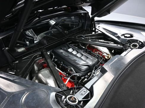 Used 2024 Chevrolet Corvette Stingray Coupe w/ 1LT image 29