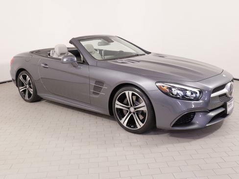 Used 2017 Mercedes-Benz SL 450 image 11