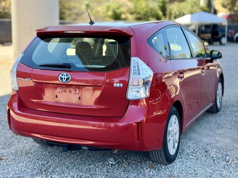 Used 2013 Toyota Prius V Two FWD image 5
