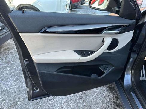 Used 2022 BMW X2 xDrive28i w/ M Sport X Package image 12