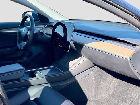 Used 2023 Tesla Model 3 Standard Range RWD image 28
