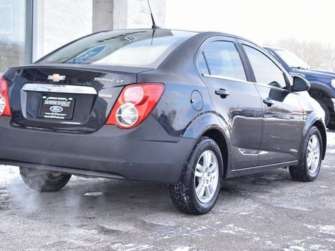 Used 2014 Chevrolet Sonic LT image 11