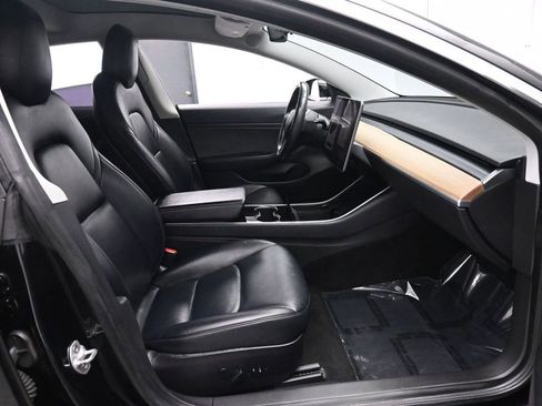 Used 2018 Tesla Model 3 Long Range image 21