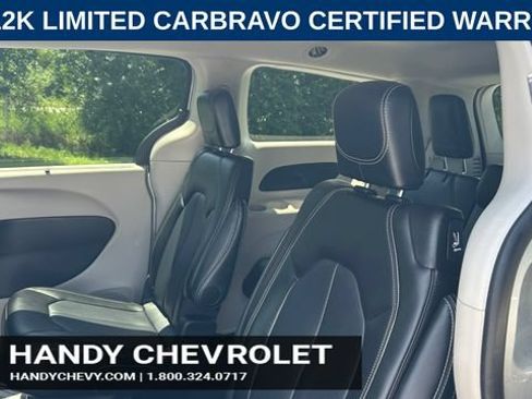 Used 2024 Chrysler Pacifica Touring-L FWD image 31