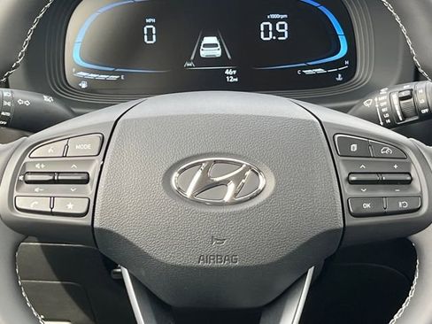 New 2026 Hyundai Venue SEL FWD image 22
