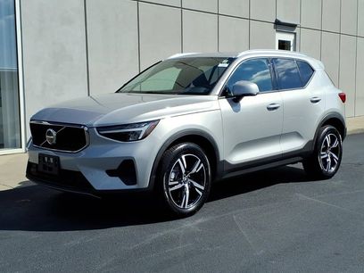 Certified 2023 Volvo XC40 B5 Core w/ Protection Package Premier