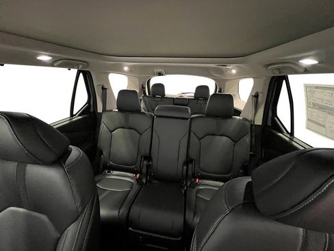 New 2025 Honda Pilot Touring image 29