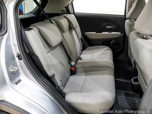 Used 2019 Honda HR-V LX image 27