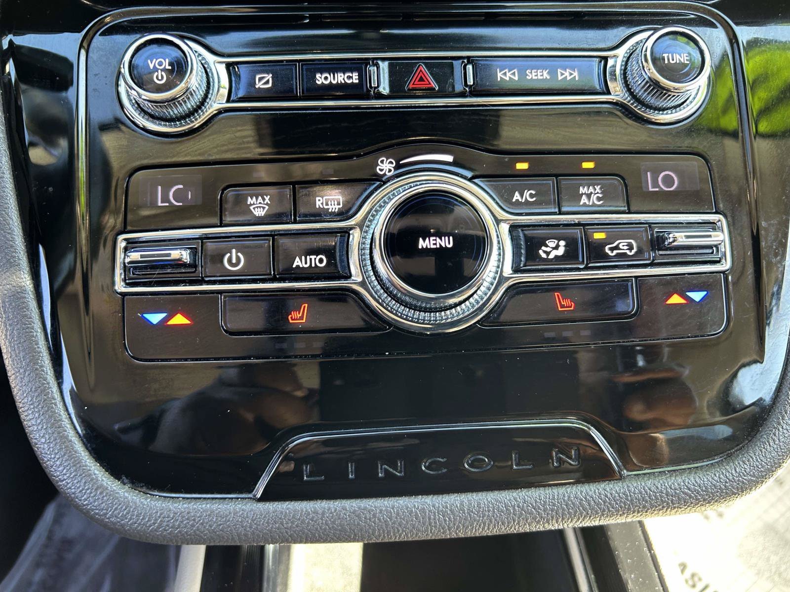 Used 2020 Lincoln Corsair FWD image 24