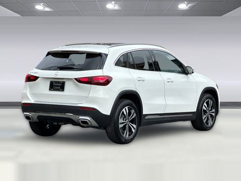 Used 2026 Mercedes-Benz GLA 250 image 9