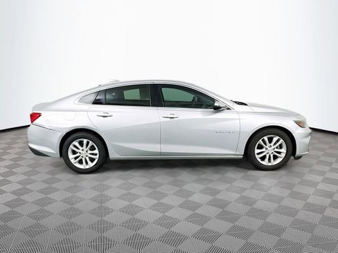 Used 2018 Chevrolet Malibu LT image 4