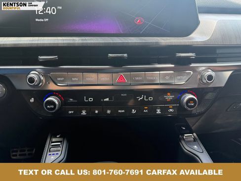 Used 2024 Kia Telluride SX Prestige w/ Towing Package AWD/4WD image 22