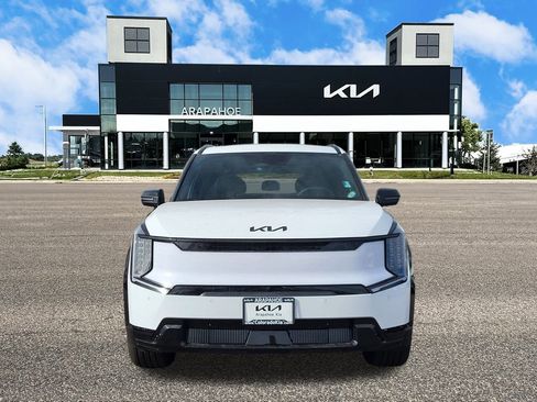 New 2026 Kia EV9 Land w/ Nightfall Edition Package image 3