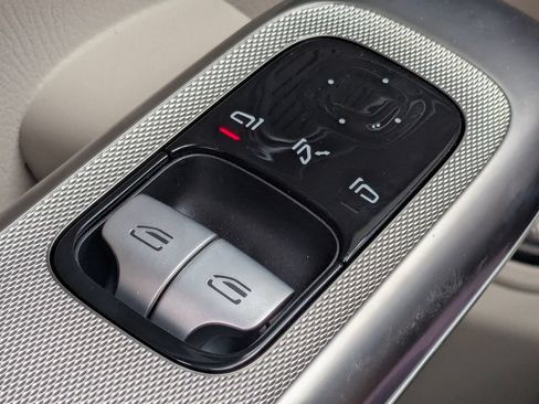 Certified 2024 Mercedes-Benz CLE 300 4MATIC Coupe image 9