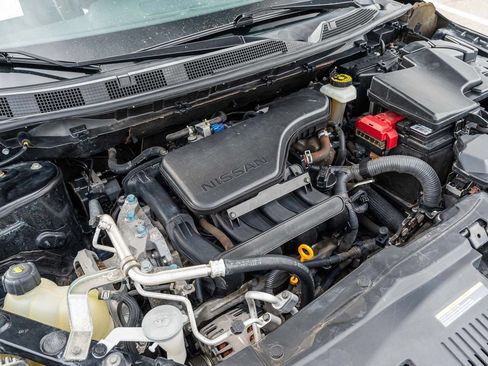 Used 2020 Nissan Rogue Sport SL w/ Premium Package FWD image 19