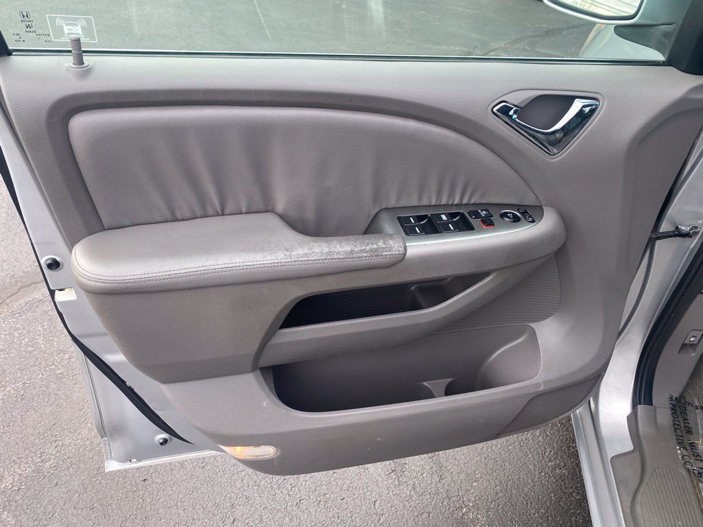 Used 2010 Honda Odyssey EX-L image 9
