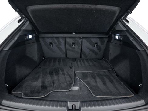 Certified 2024 Audi Q4 e-tron Prestige w/ Black Optic Package AWD/4WD image 20