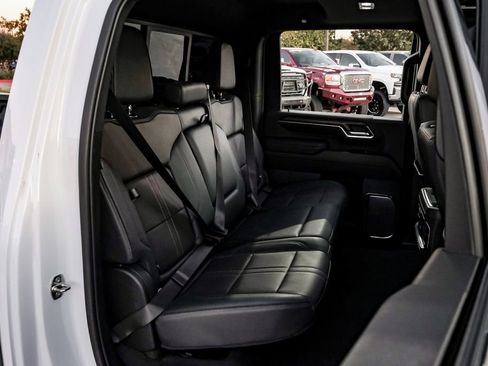 Used 2024 Chevrolet Silverado 3500 High Country w/ High Country Premium Package image 28