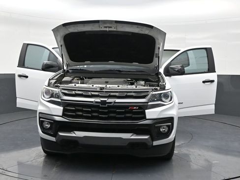 Used 2021 Chevrolet Colorado Z71 RWD image 33