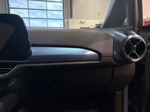 Used 2024 Chevrolet Equinox EV LT FWD image 74