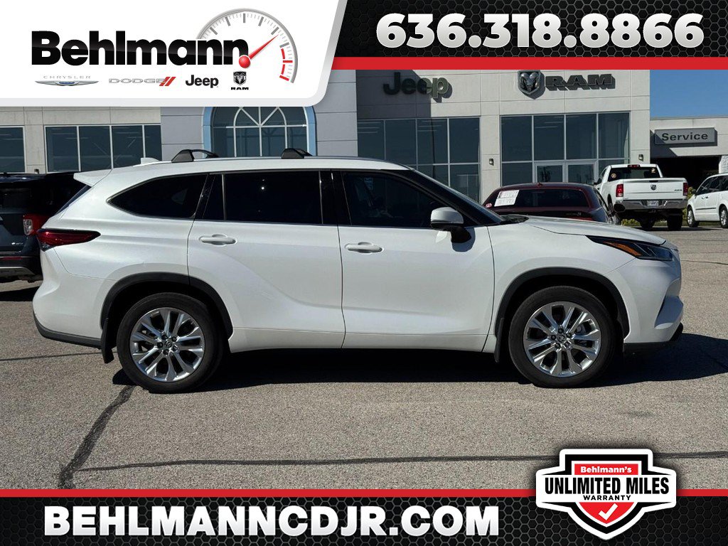 Used 2023 Toyota Highlander Limited AWD/4WD image 1
