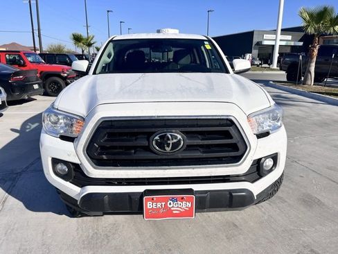 Used 2022 Toyota Tacoma SR5 image 2