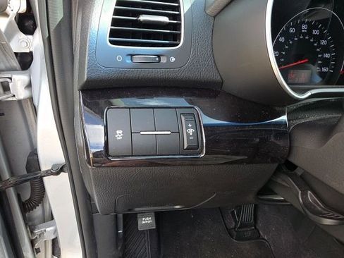 Used 2014 Kia Sorento LX image 14